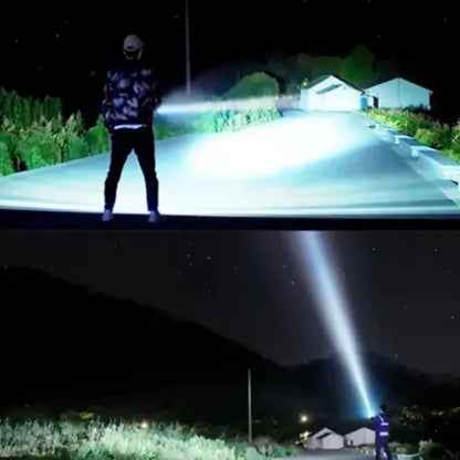 Linterna Táctica Titanium™.